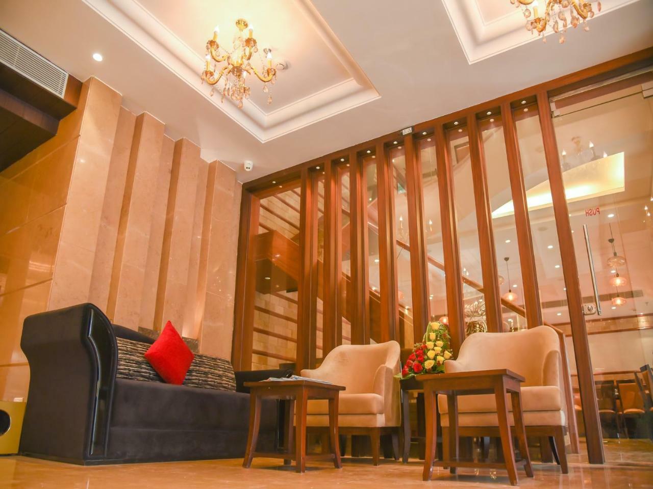 Bharawan Clarks Inn Express Amritsar Exterior photo